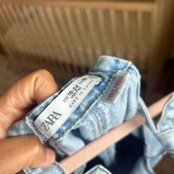 Zara Blue Denim Jumpsuit Relaxed Fit - Picture 4 of 4